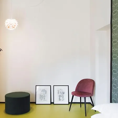 Trasteverehome - Santa Cecilia In Trastevere With Balcony * Rom